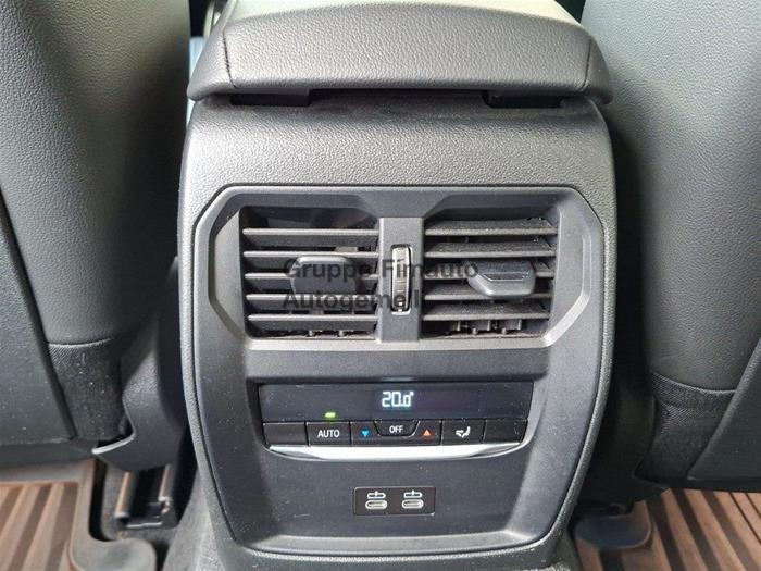 Fimauto - BMW 330 | ID 40320