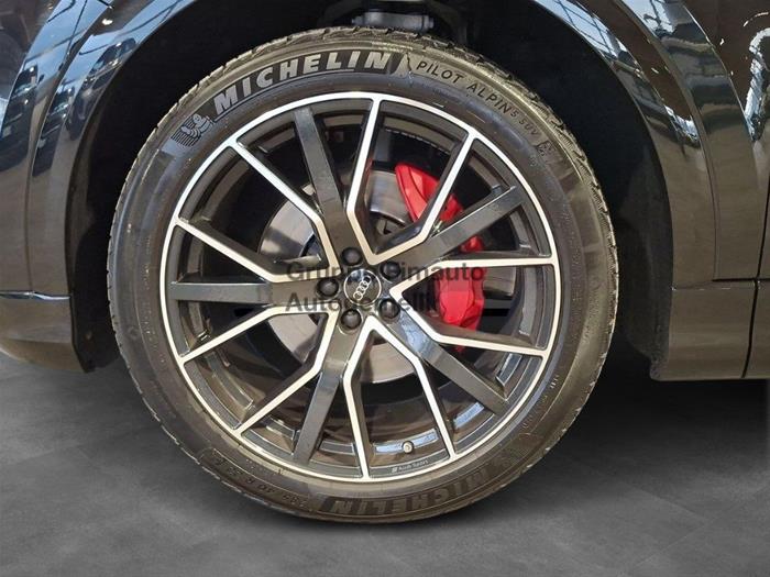 Fimauto - AUDI Q8 | ID 42792