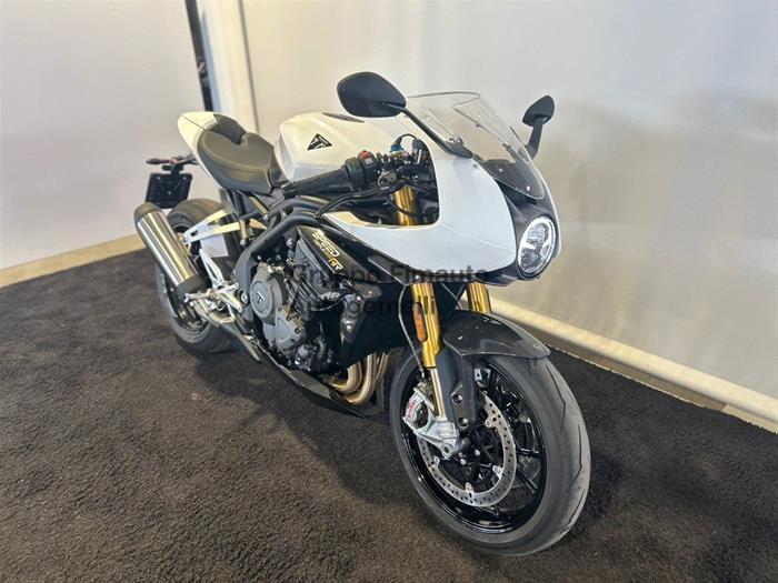 Fimauto - TRIUMPH Speed Triple 1200 RR | ID 37471